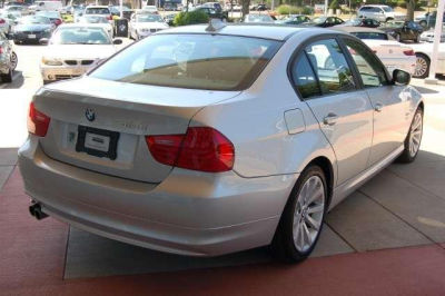 2011 BMW 328  i xDrive
