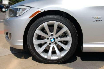 2011 BMW 328  i xDrive