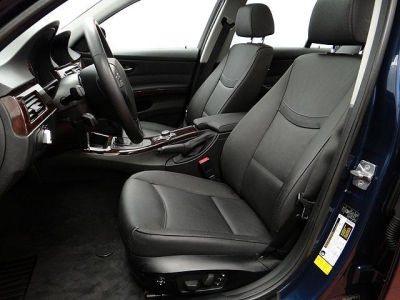 2011 BMW 328  i xDrive