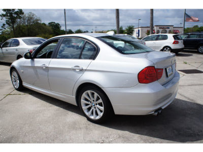 2011 BMW 328  i xDrive
