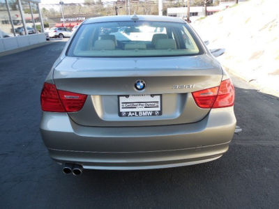 2011 BMW 328  i xDrive