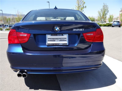 2011 BMW 328  i xDrive