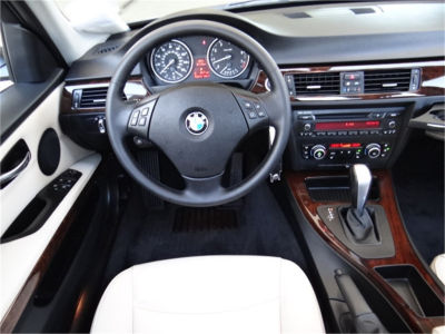 2011 BMW 328  i xDrive