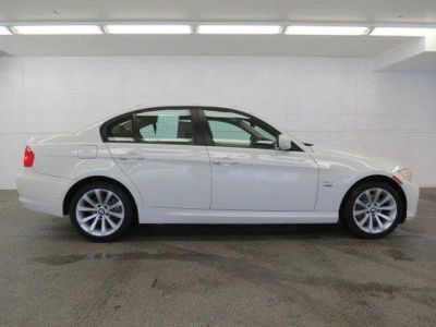 2011 BMW 328  i xDrive