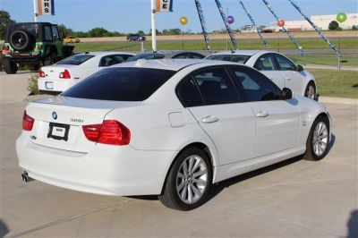 2011 BMW 328  i xDrive