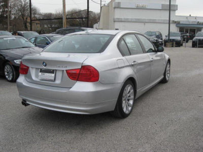 2011 BMW 328  i xDrive