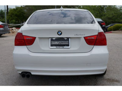 2011 BMW 328 i