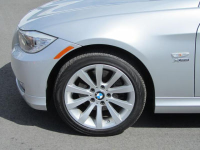 2011 BMW 328  i xDrive