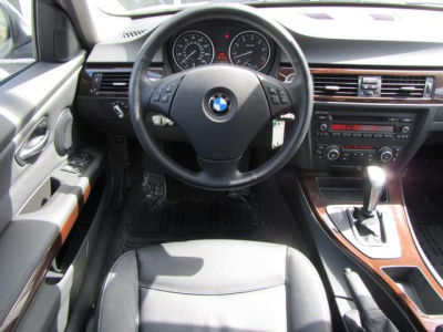 2011 BMW 328  i xDrive