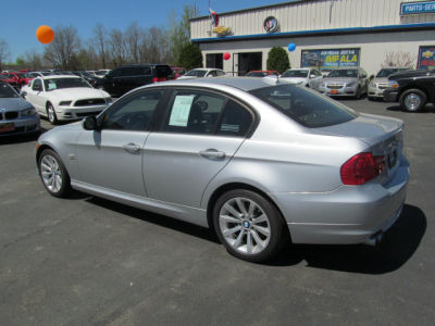 2011 BMW 328  i xDrive
