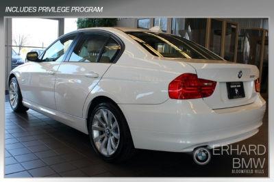 2011 BMW 328  i xDrive