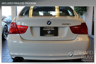 2011 BMW 328  i xDrive