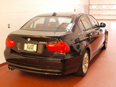 2011 BMW 328  i xDrive