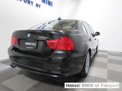 2011 BMW 328  i xDrive