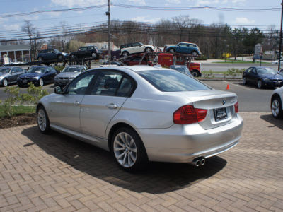 2011 BMW 328  i xDrive