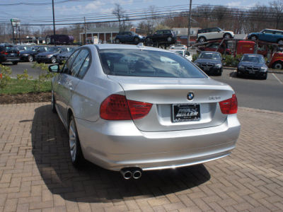 2011 BMW 328  i xDrive
