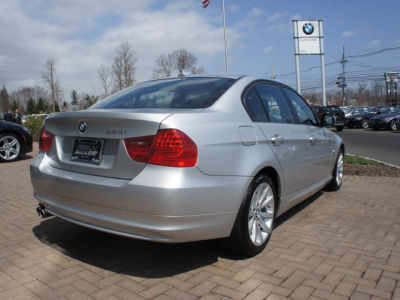 2011 BMW 328  i xDrive