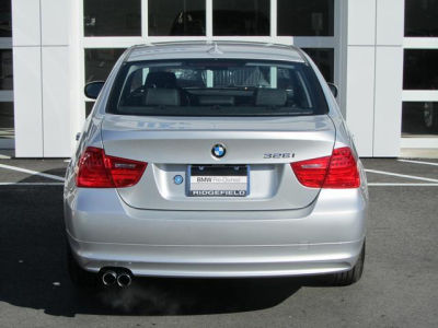 2011 BMW 328  i xDrive