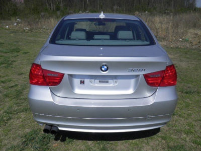 2011 BMW 328  i