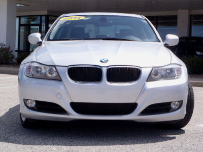 2011 BMW 328  i xDrive