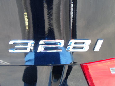 2011 BMW 328  i