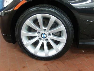 2011 BMW 328  i xDrive