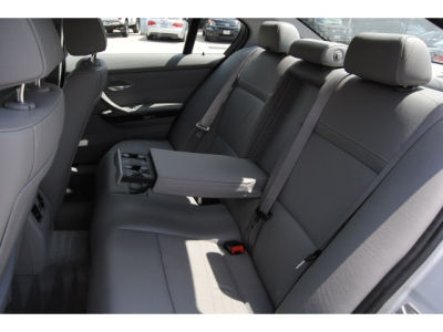 2011 BMW 328  i