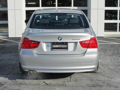 2011 BMW 328  i xDrive