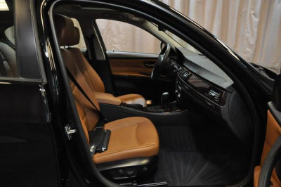 2011 BMW 328  i xDrive
