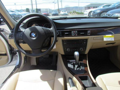 2011 BMW 328  i xDrive