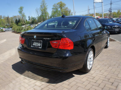2011 BMW 328  i xDrive