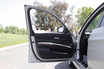 2011 BMW 328  i