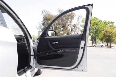 2011 BMW 328  i