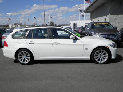 2011 BMW 328  i xDrive