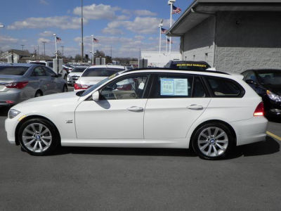 2011 BMW 328  i xDrive