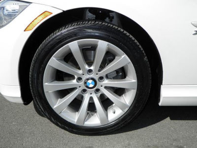 2011 BMW 328  i xDrive