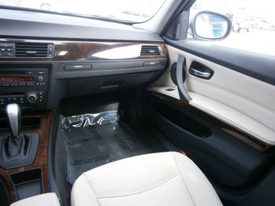 2011 BMW 328  i xDrive