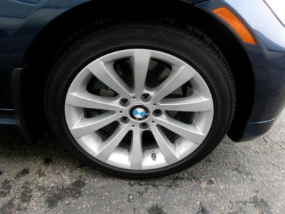 2011 BMW 328  i xDrive
