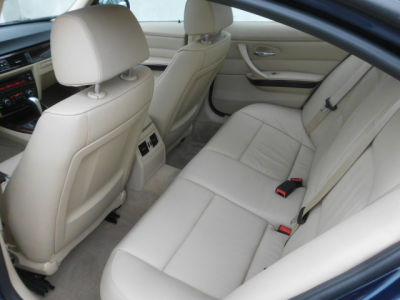 2011 BMW 328  i xDrive