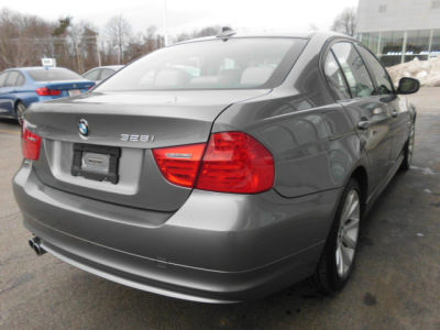 2011 BMW 328  i xDrive