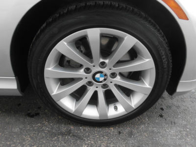 2011 BMW 328  i xDrive