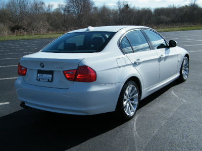 2011 BMW 328  i xDrive