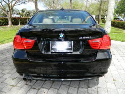 2011 BMW 328  i