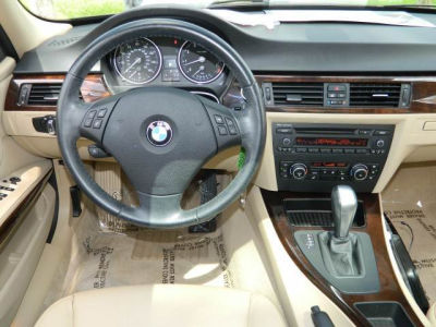 2011 BMW 328  i