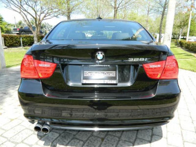 2011 BMW 328  i