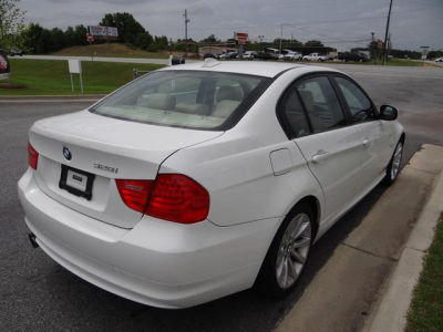 2011 BMW 328  i