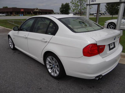 2011 BMW 328  i