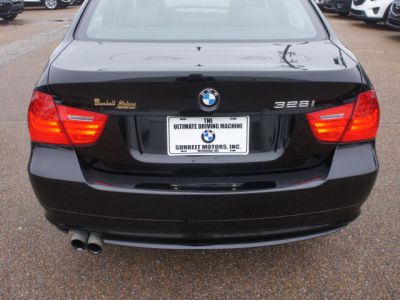 2011 BMW 328  i