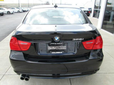 2011 BMW 328  i xDrive