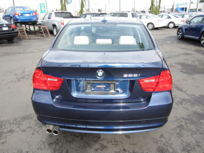 2011 BMW 328  i xDrive